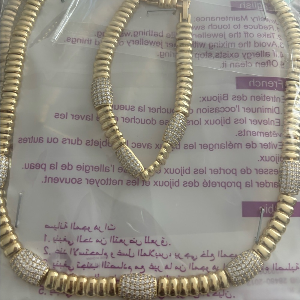 Elegant Gold and Silver Jewelry Set